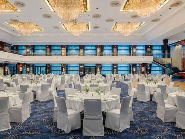 Tailored Elegance, Seamless Experience